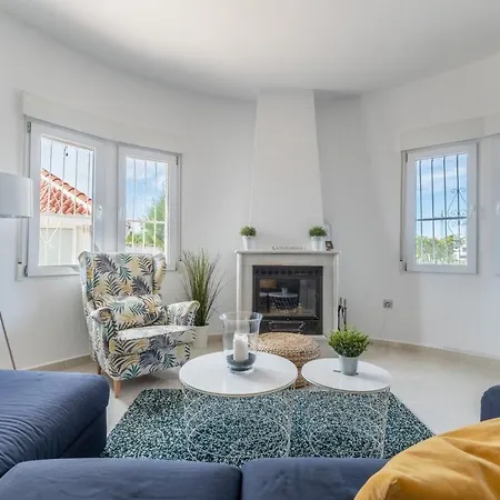 Modern With Great Location