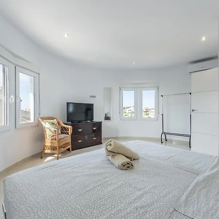 빌라 Modern With Great Location 시우다드 케사다