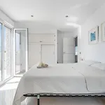Modern With Great Location *