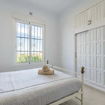Villa Modern With Great Location