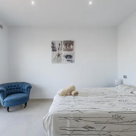 Modern With Great Location Villa *