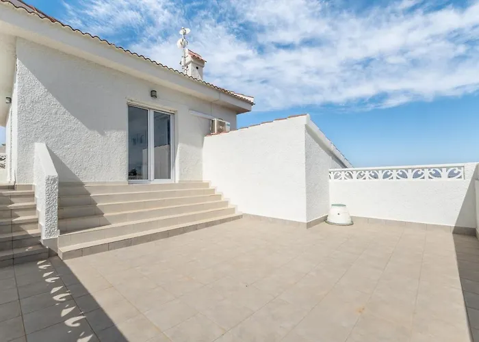 Modern With Great Location